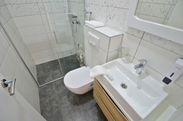 Amfora tourist agency