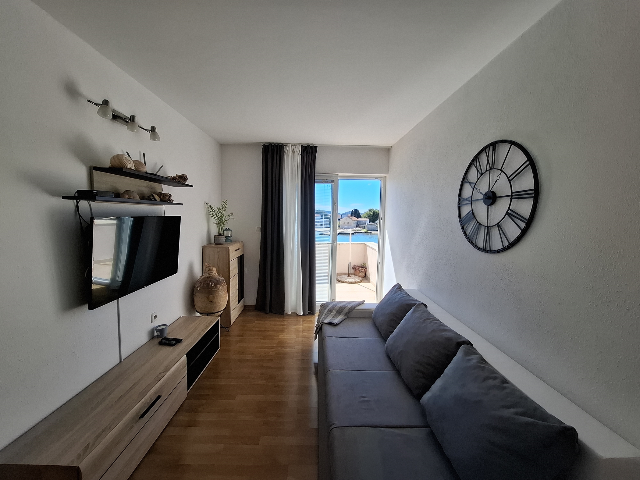 Amfora tourist agency