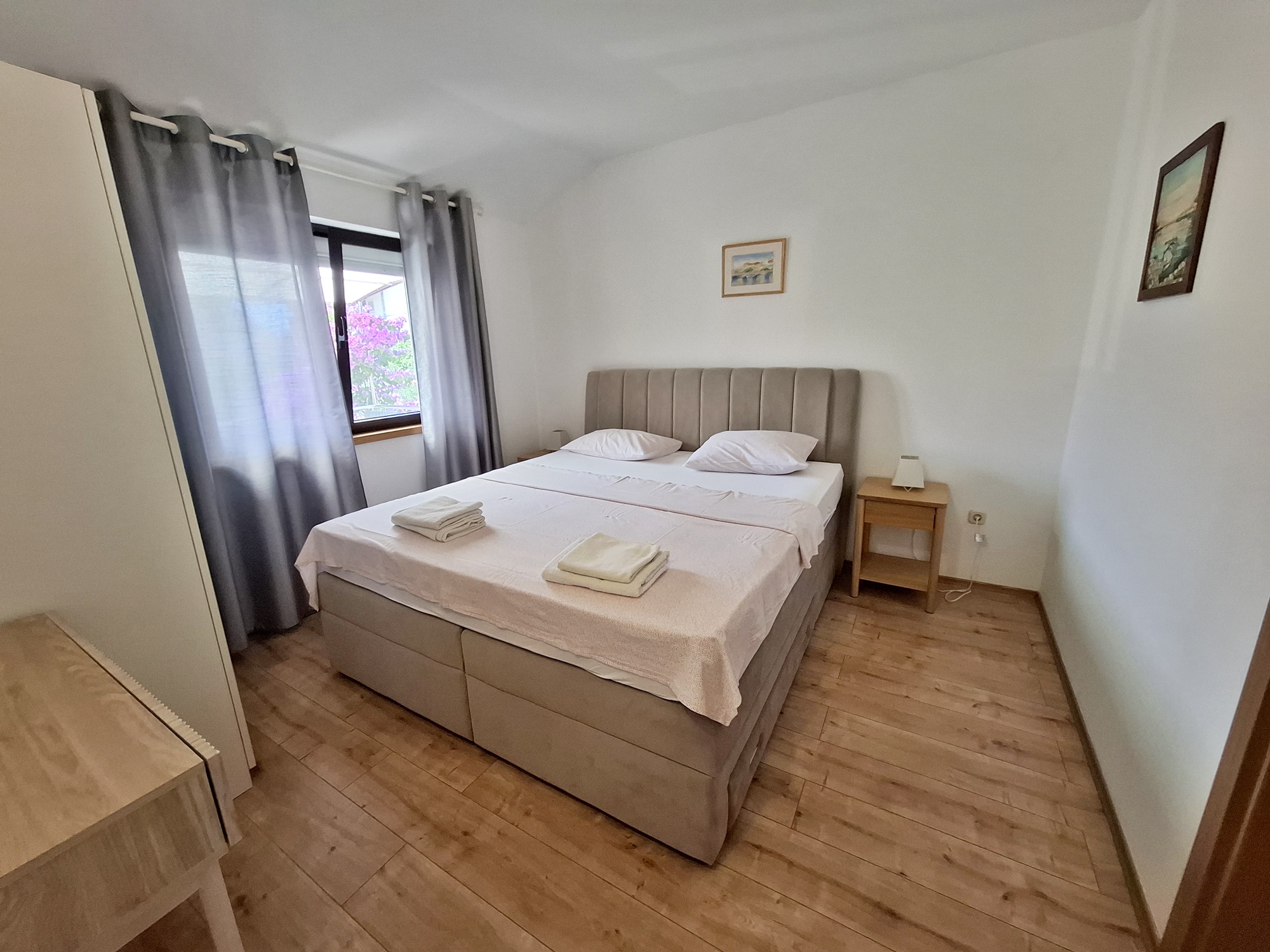 Amfora tourist agency