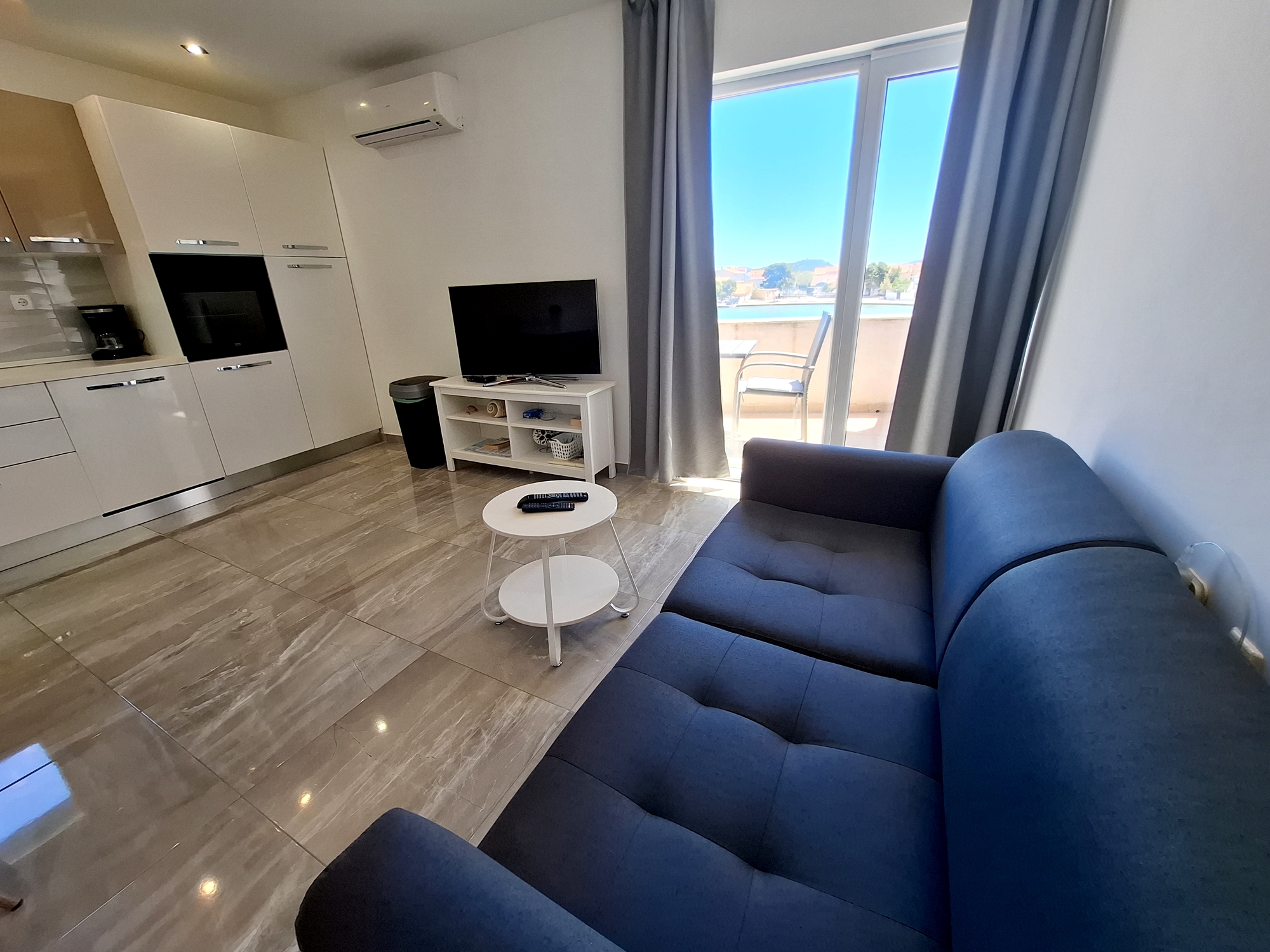 Amfora tourist agency