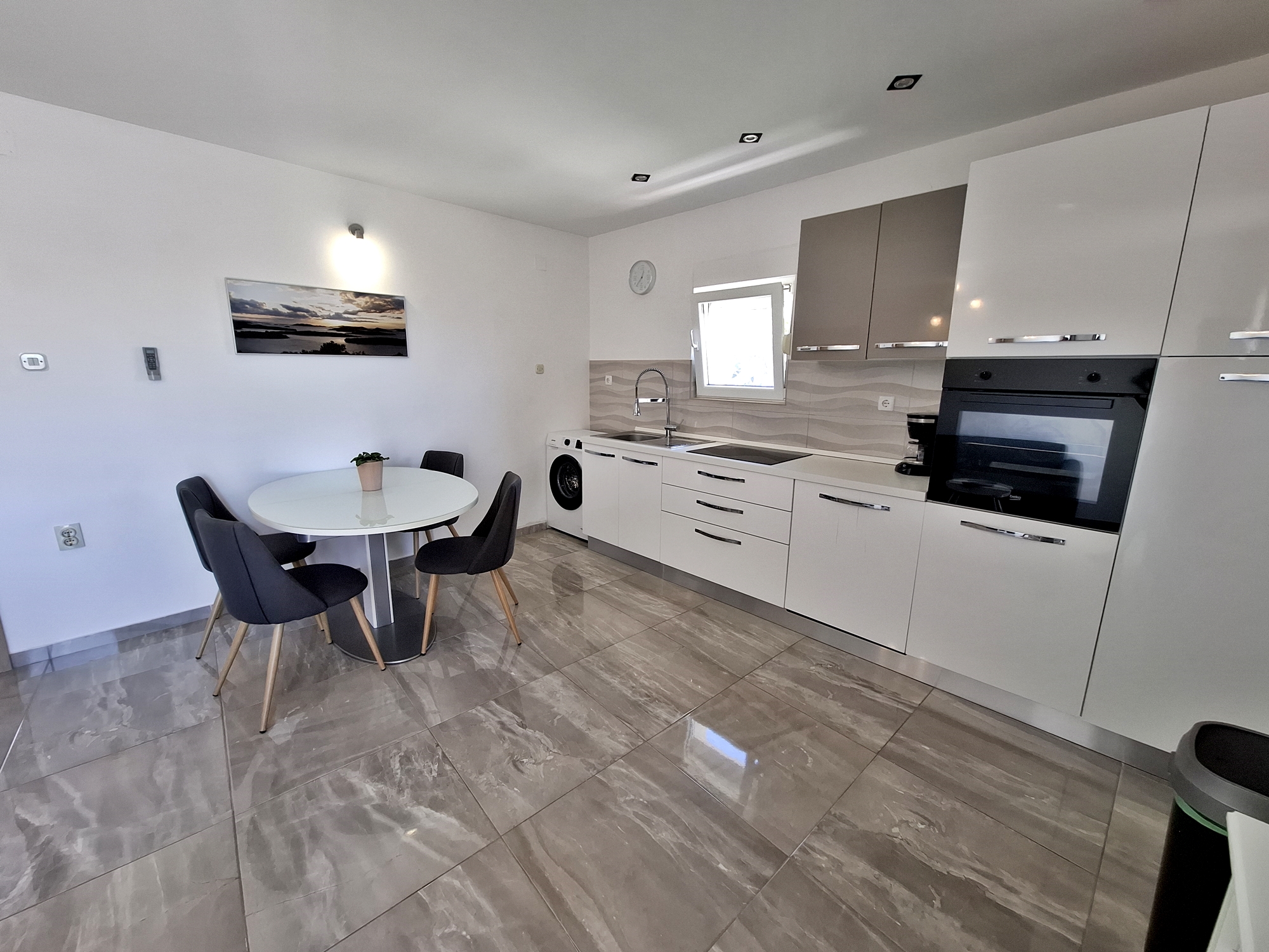 Amfora tourist agency