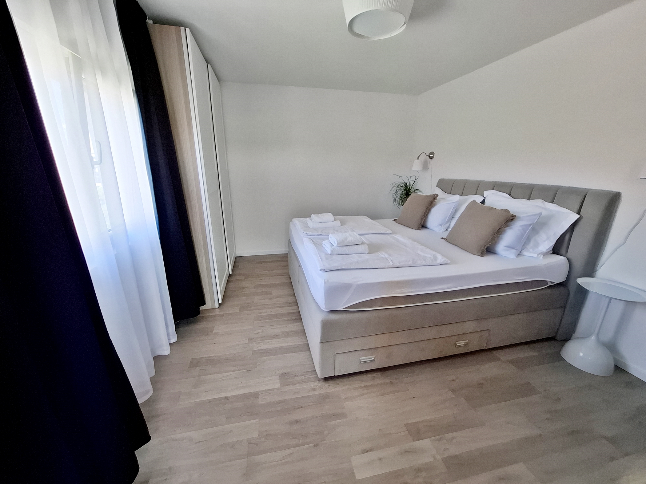 Amfora tourist agency