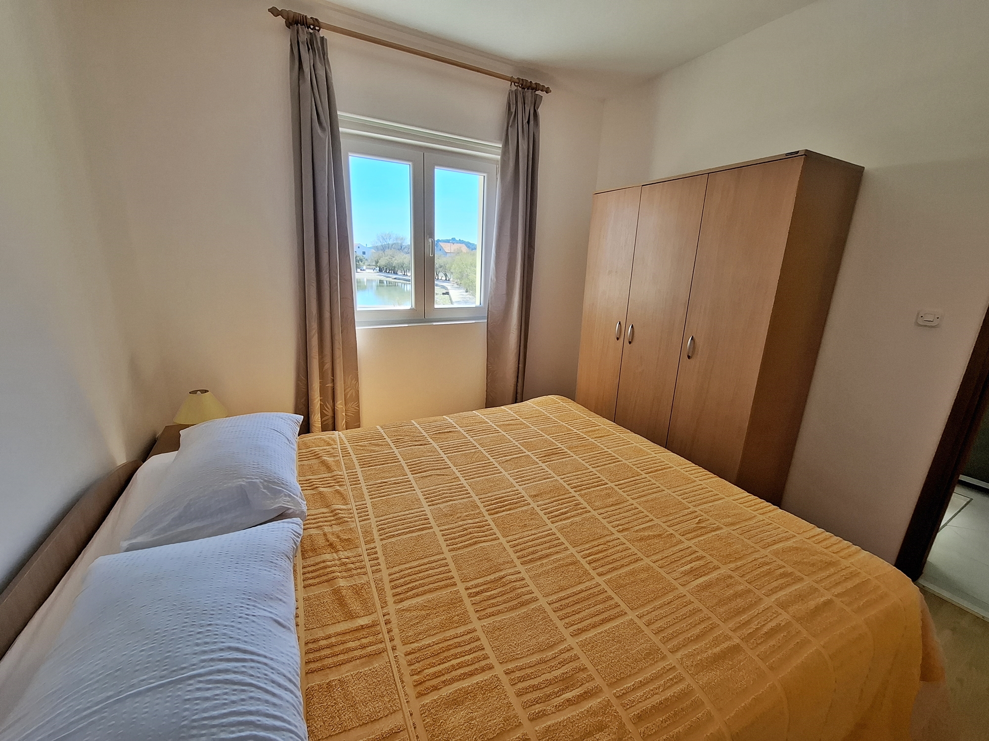 Amfora tourist agency